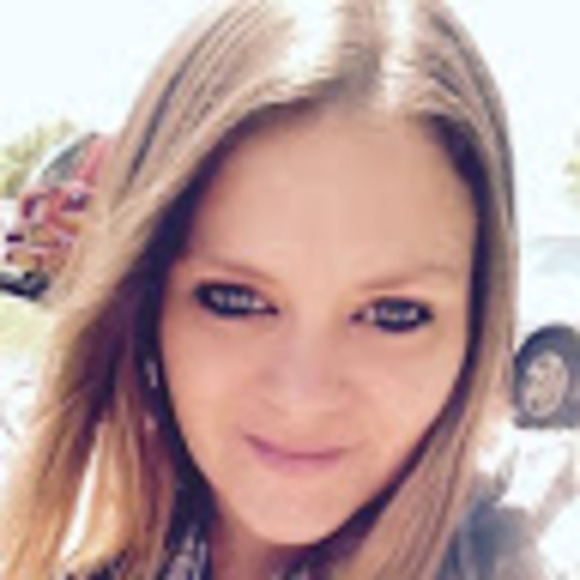 Meet your Posher, Mandy - Picture 1 of 1